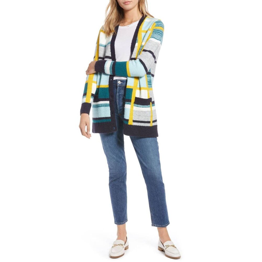 1901 Abstract Plaid Button Cardigan